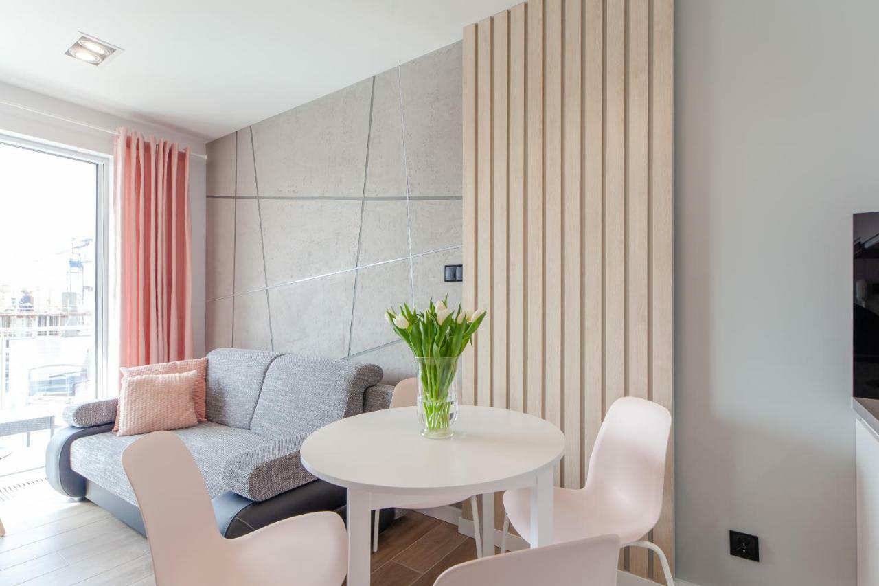 Apartment Pink Flamingo By Noclegi Renters Miedzyzdroje Eksteriør billede